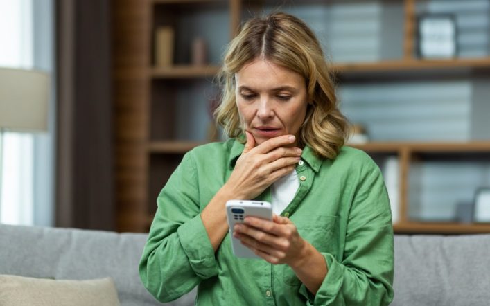 Here are the sneaky ways that indicate your partner has remote access to your phone to spy on you, according to expert