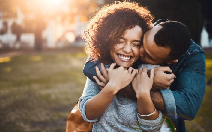 Here’s how your body knows when a breakup is about to happen, according to health expert