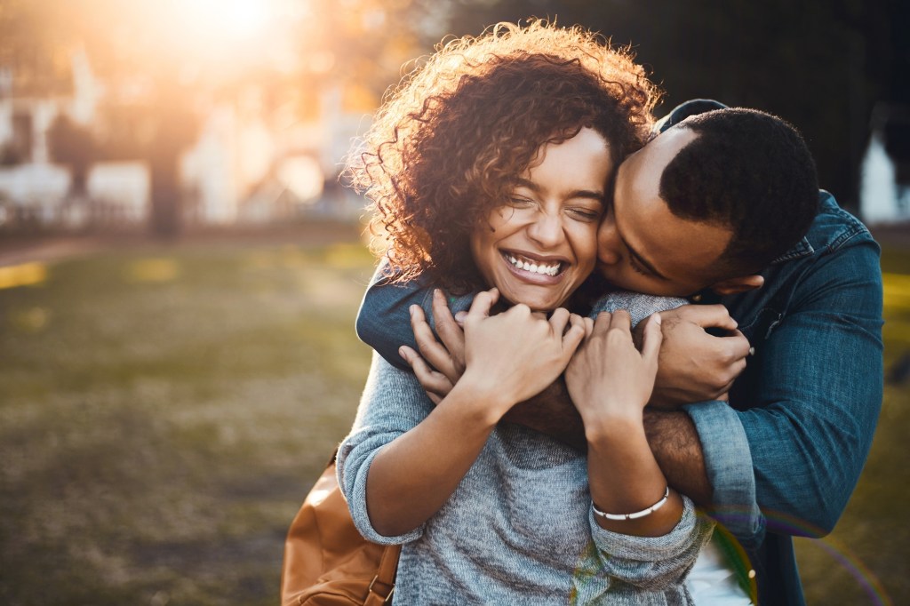 Here’s how your body knows when a breakup is about to happen, according to health expert