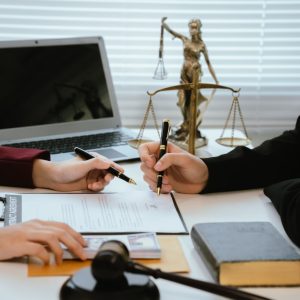 Divorce coaches are the new must-have for married couples looking to split up — and they’re charging up to $300 an hour