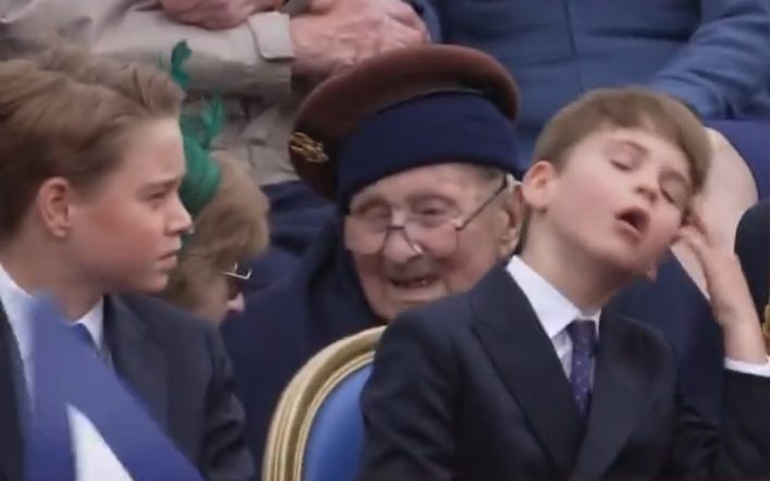 Prince Louis hilariously mimics older brother George during VE Day parade
