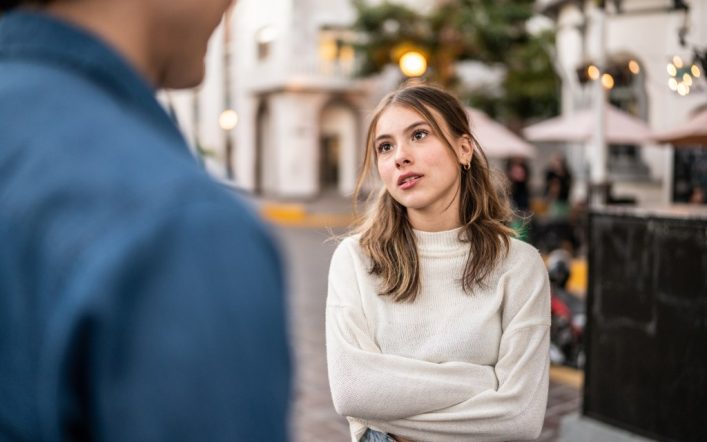 Boyfriend drunkenly admitted to girlfriend that he creepily ‘watched her’ before they met: ‘This dude literally stalked you’