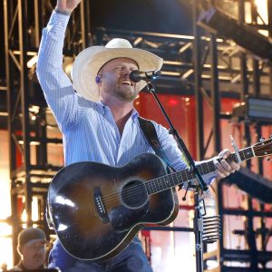 Country singer Cody Johnson forced to stop ‘God Bless America’ performance as violent brawl breaks out