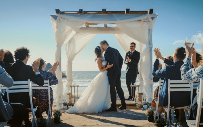 Cheap couple has ‘disaster wedding’ where they charged guests for water — and made them eat with their hands: ‘It was a mess’