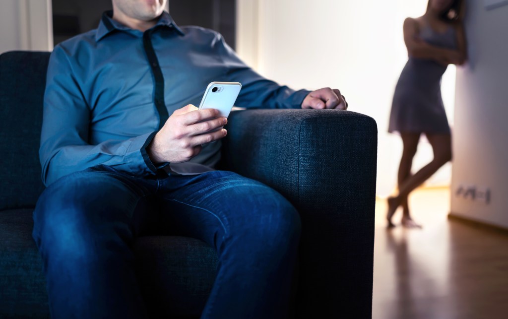 This seemingly harmless clue is a telltale sign your partner is cheating, private investigator says
