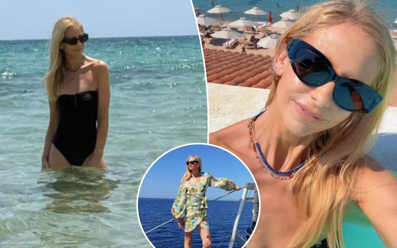 Sarah Michelle Gellar sizzles in swimsuit during tropical getaway